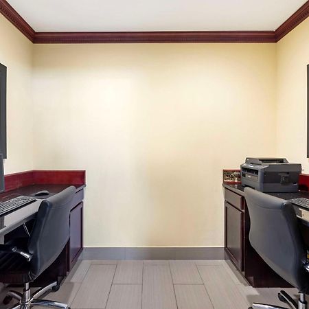 Best Western Plus Pratt Luaran gambar