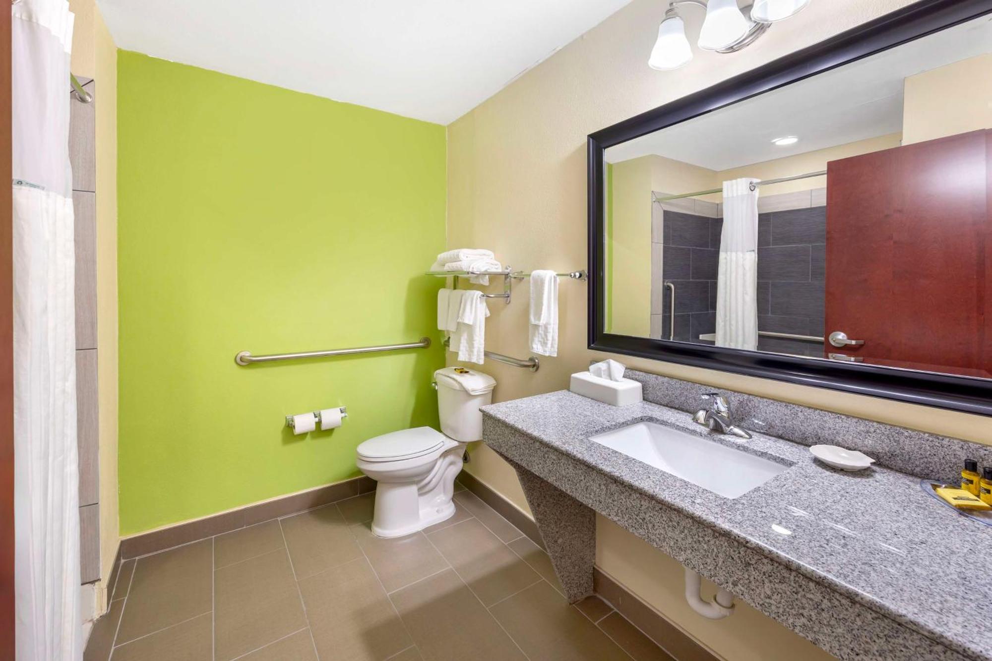 Best Western Plus Pratt Luaran gambar