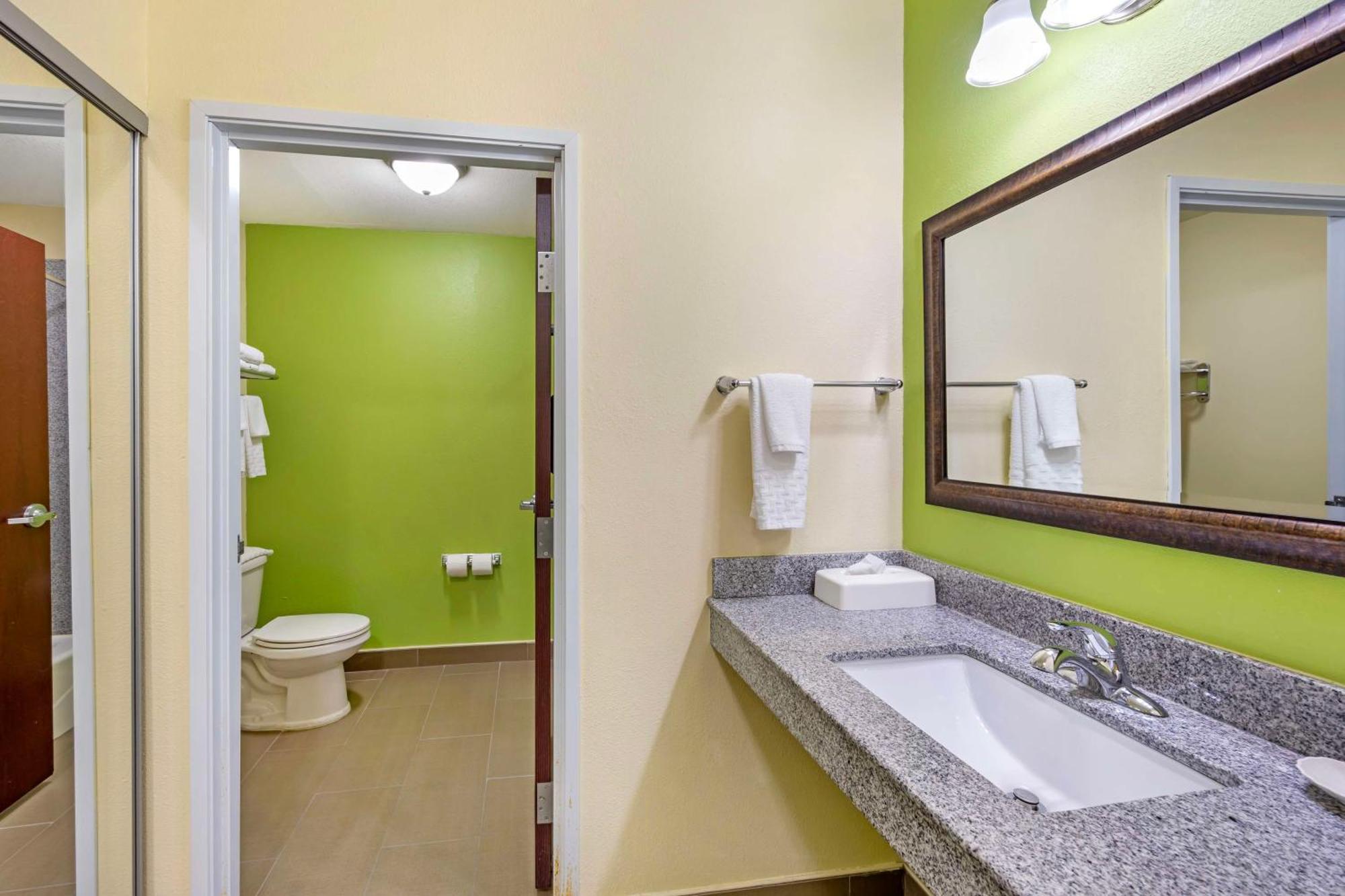 Best Western Plus Pratt Luaran gambar