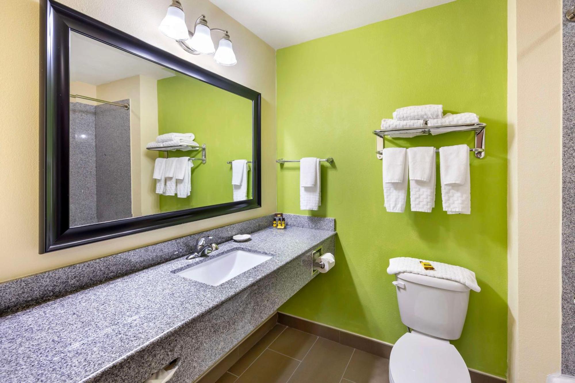 Best Western Plus Pratt Luaran gambar
