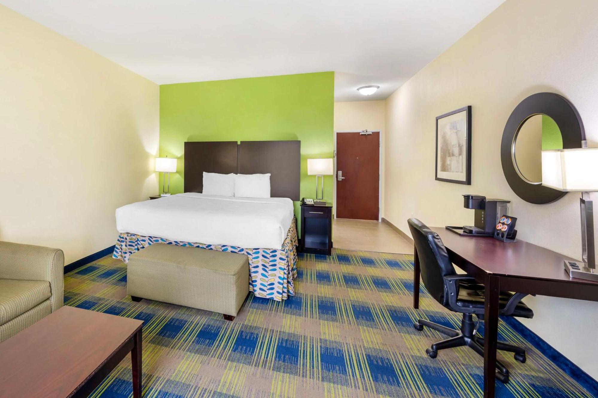 Best Western Plus Pratt Luaran gambar